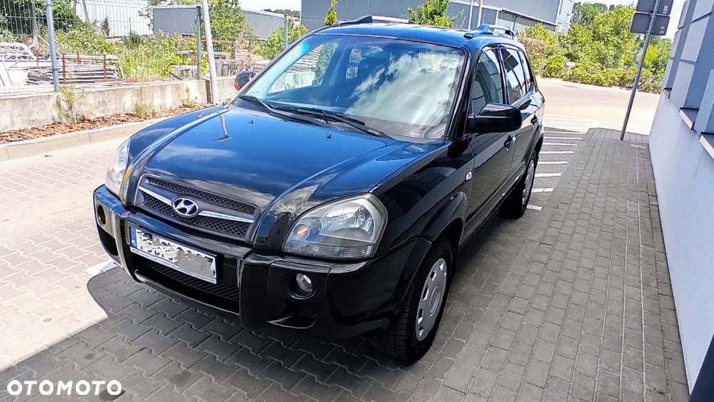 Hyundai Tucson 2.0 Comfort 2WD - 3