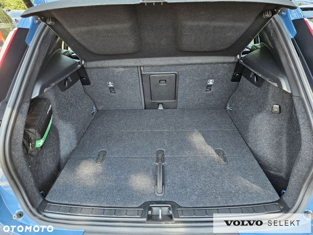 Volvo XC 40 - 30