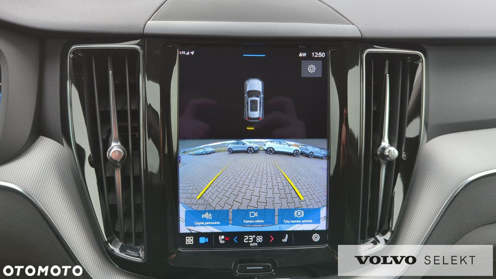 Volvo XC 60 - 24