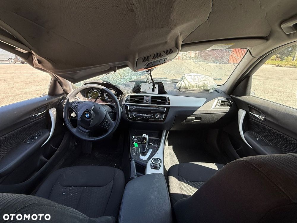 BMW Seria 1 118i GPF Sport Line - 20