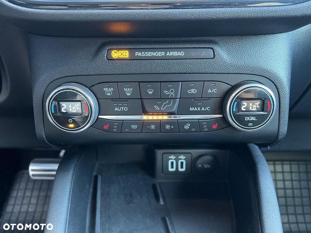 Ford Kuga - 14