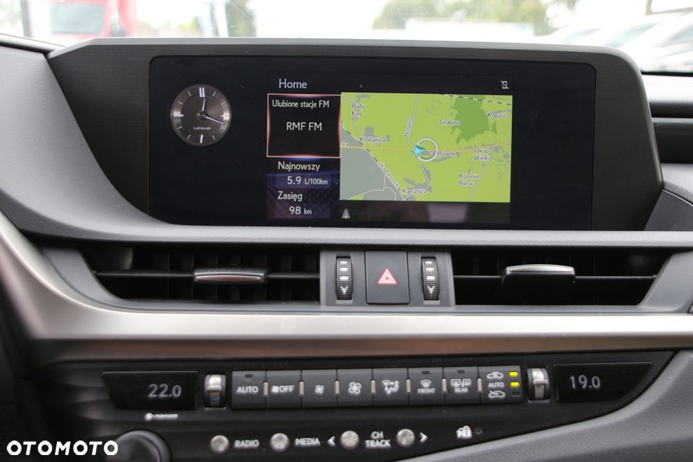 Lexus ES 300h Elegance - 15