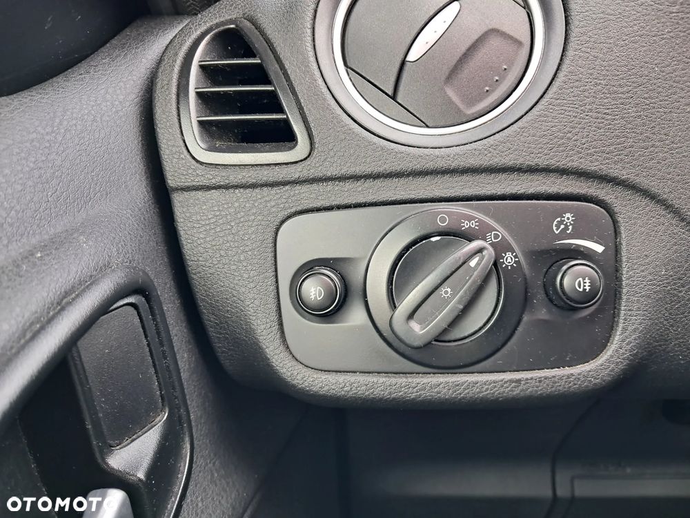 Ford S-Max - 34