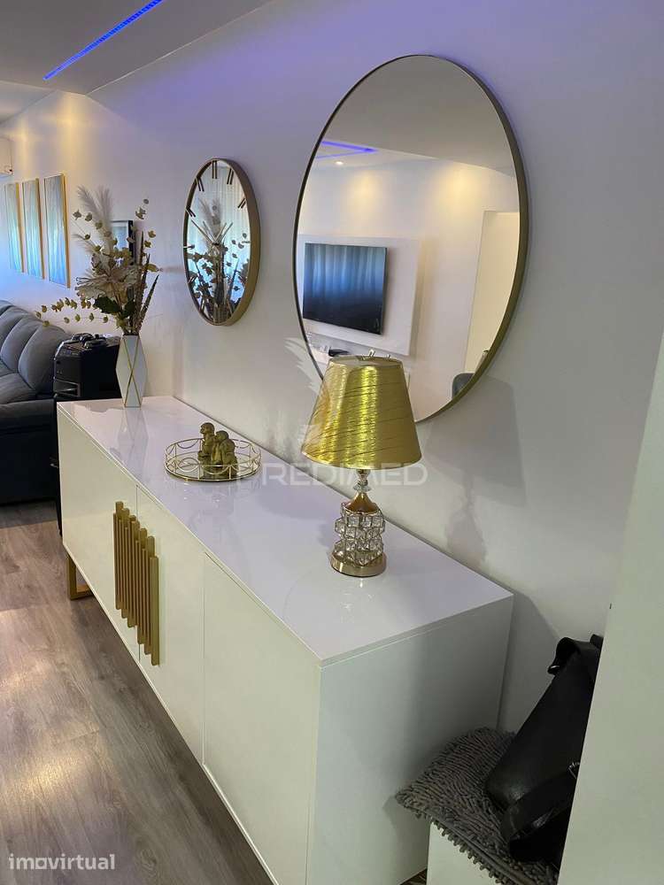 APARTATAMENTO REMODELADO EM CORROIOS (MIRATEJO) - Grande imagem: 4/23