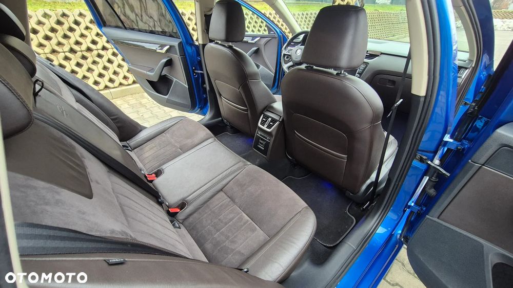 Skoda Octavia 2.0 TDI 4x4 L&K - 11