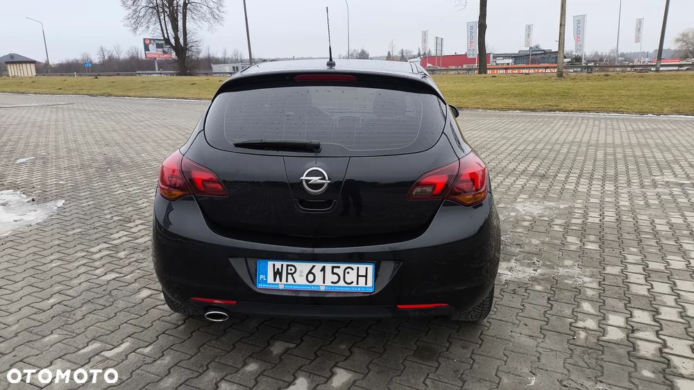 Opel Astra 1.6 Turbo Innovation - 4