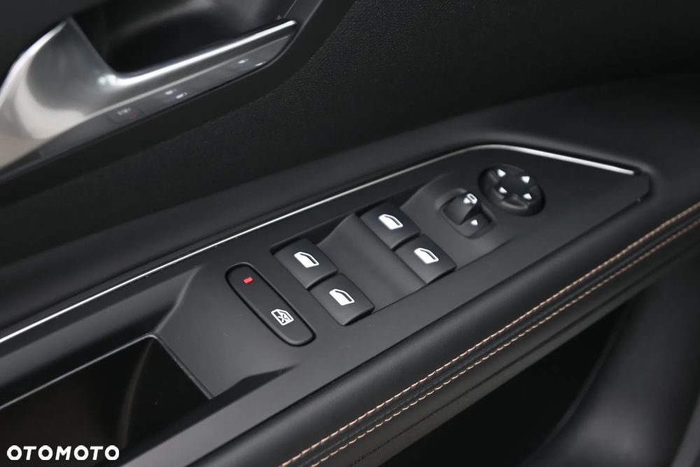 Peugeot 5008 2.0 BlueHDI GT S&S EAT8 - 35