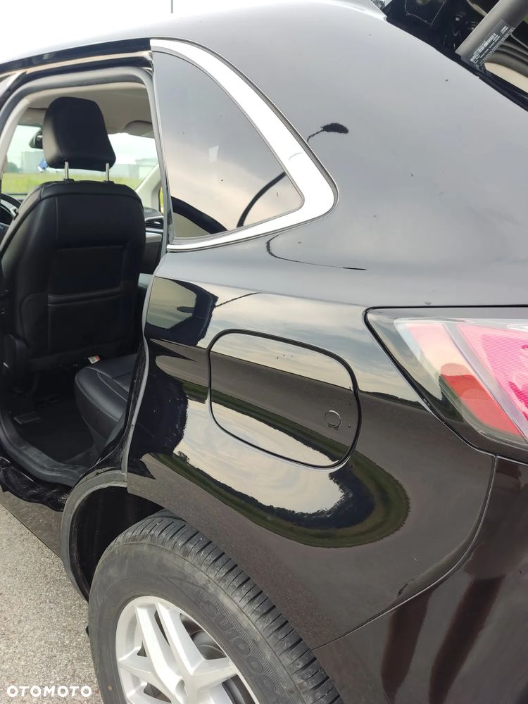 Ford Edge - 2