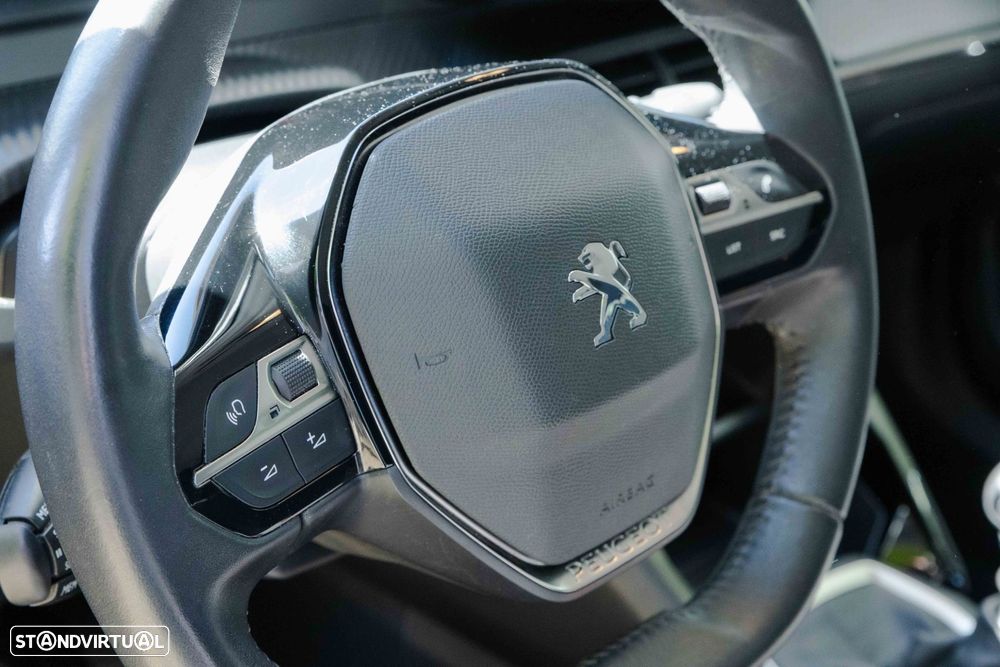 Peugeot 2008 1.2 PureTech Active - 11
