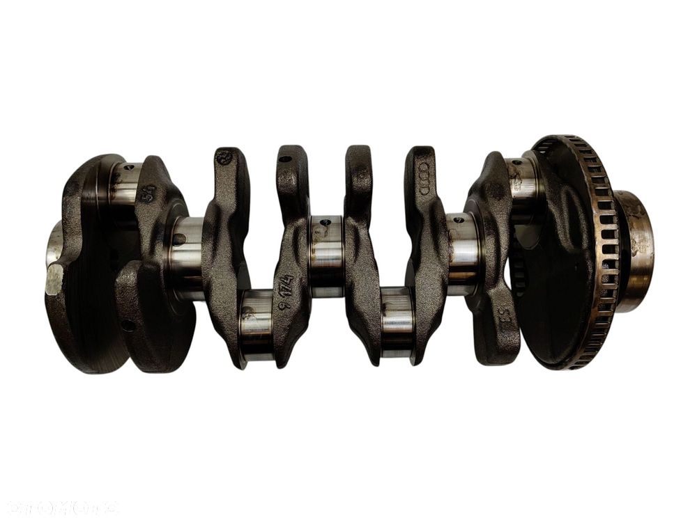 WAŁ KORBOWY AUDI Q5 8R (2008-2012) 2.0 TFSI 211KM 050105189B - 1