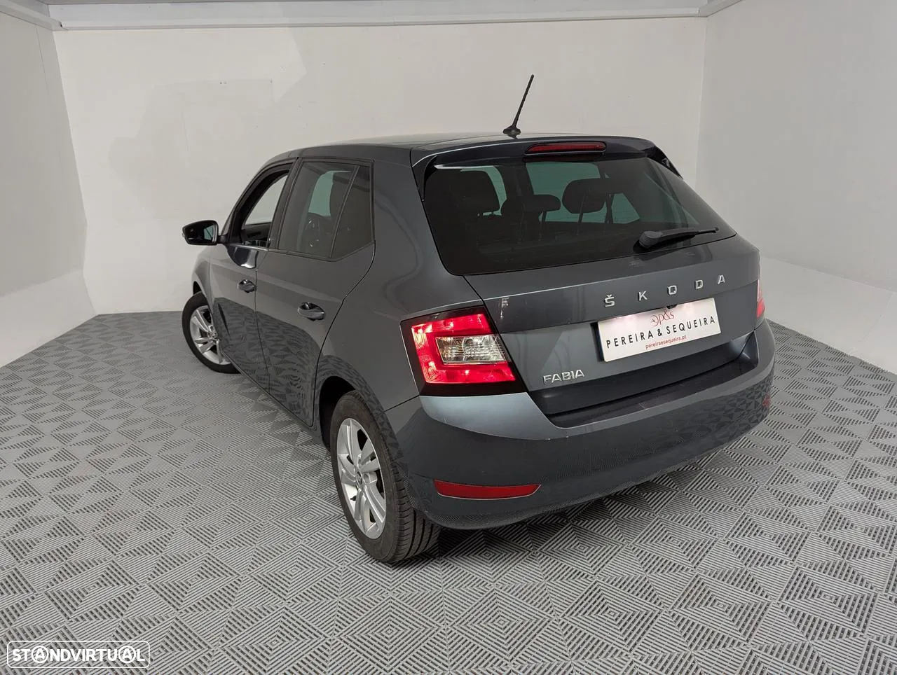 Skoda Fabia 1.0 TSI Active - 9