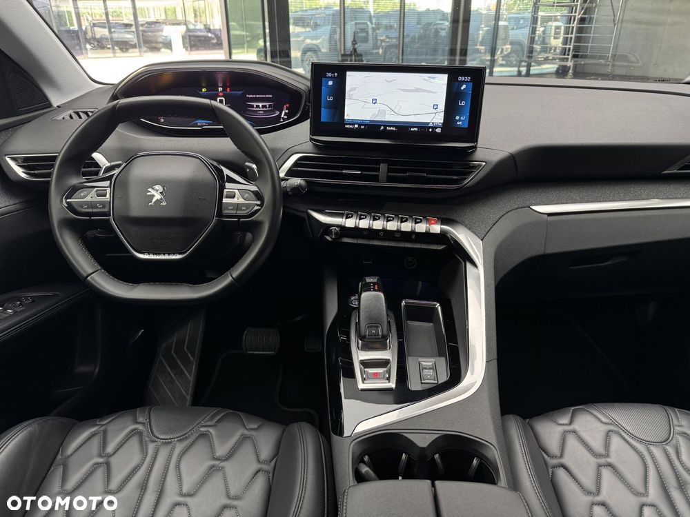 Peugeot 5008 1.2 PureTech Allure Pack S&S EAT8 - 19