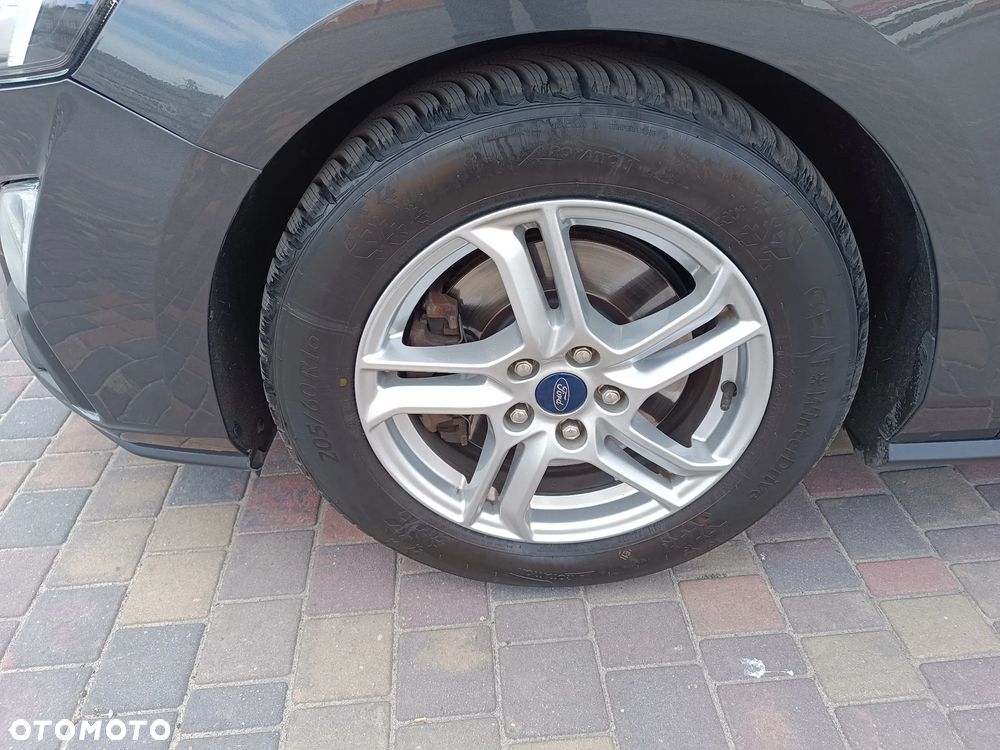 Ford Focus - 23