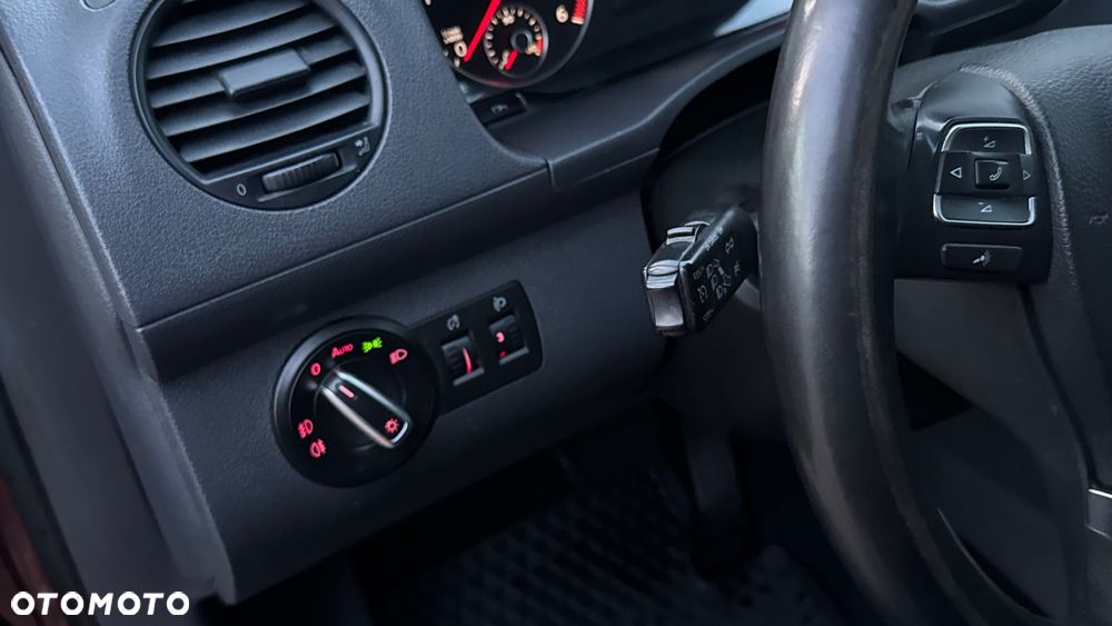 Volkswagen Caddy 1.6 (7-Si.) DSG Edition 30 - 25
