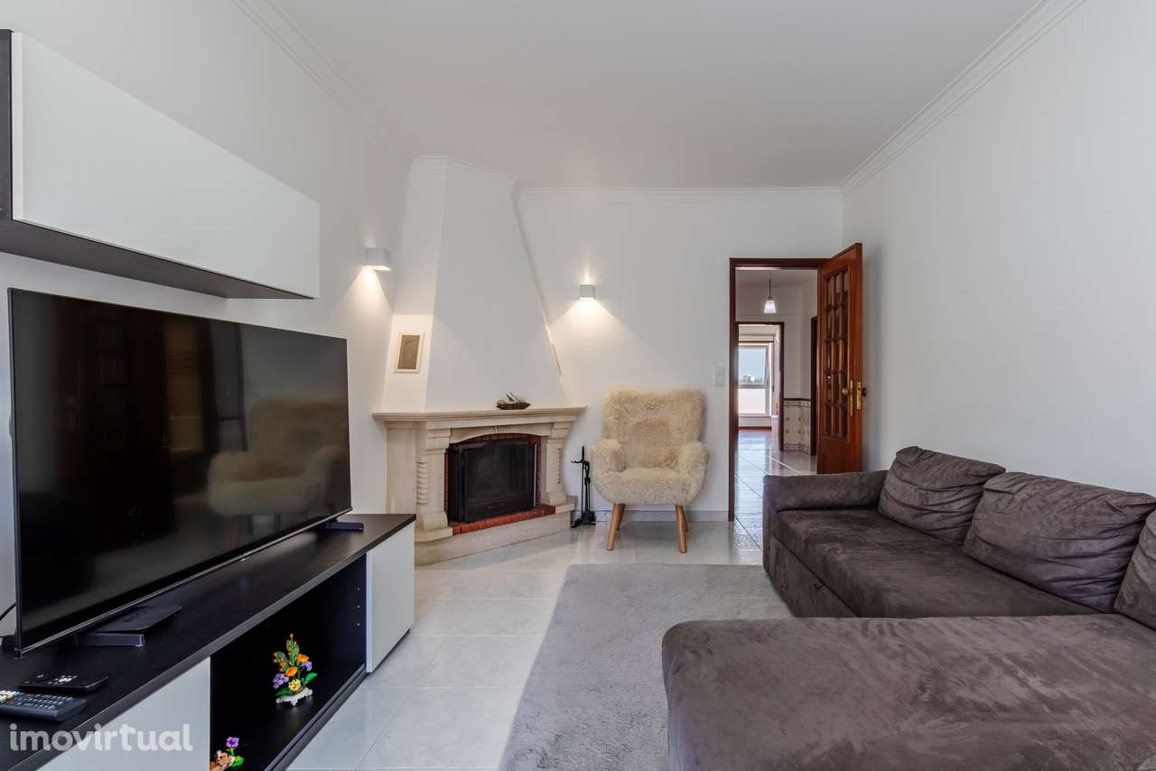 Apartamento T2 em Ouressa, Mem Martins – Luminoso e Pronto a Habitar - Grande imagem: 5/37