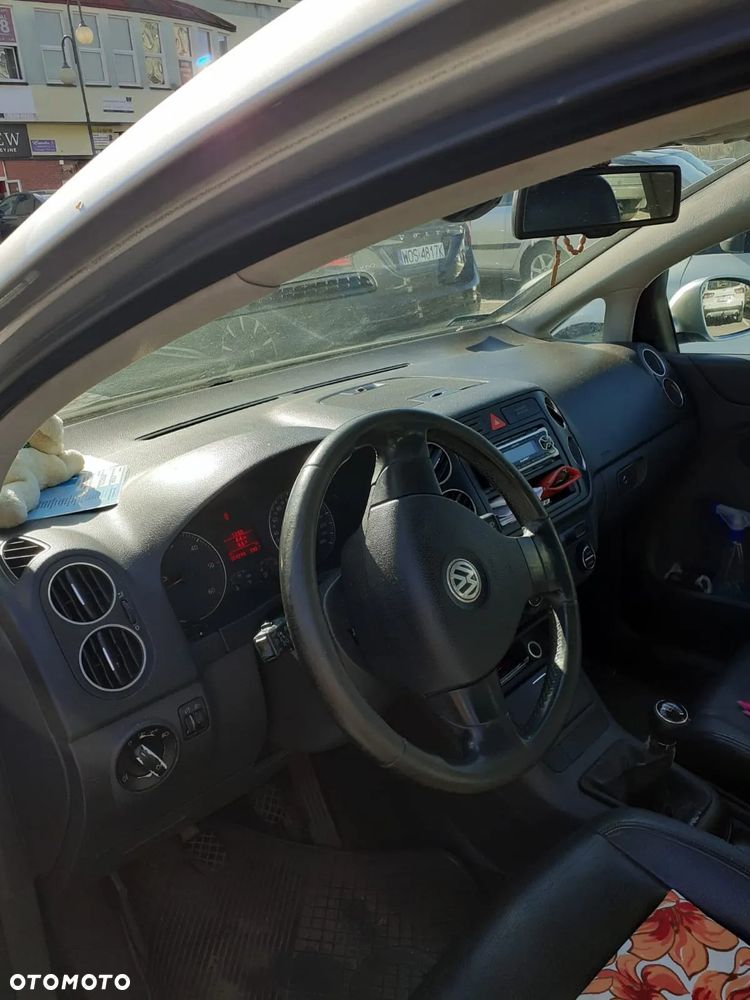 Volkswagen Golf V 1.9 TDI 4Mot Trendline - 3