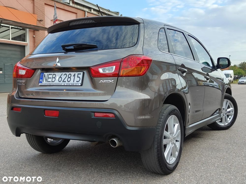 Mitsubishi ASX - 5