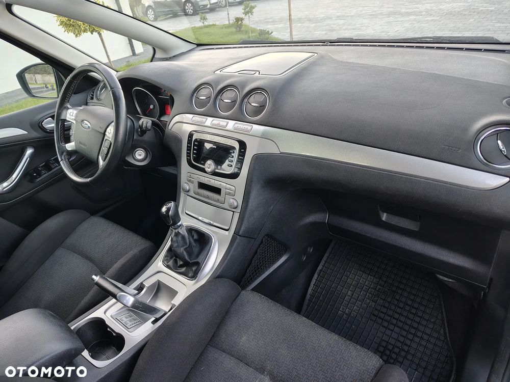 Ford S-Max 2.0 Champions Edition - 12