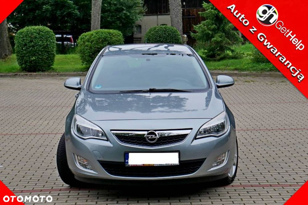 Opel Astra 1.4 Turbo Design Edition - 1