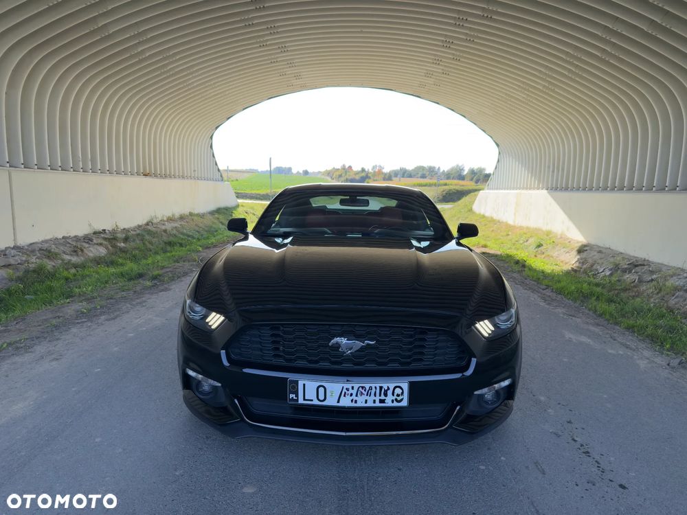 Ford Mustang 3.7 V6 Premium - 35