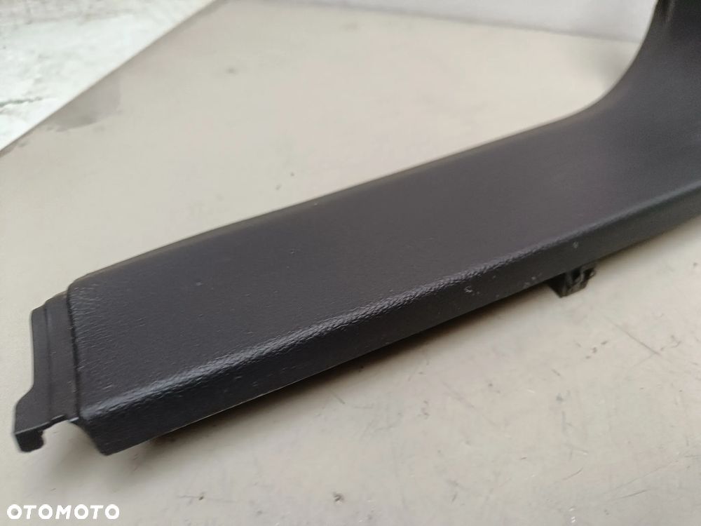 Osłona Progu Skoda Superb 2 Kombi II FL Poszycie słupka Plastik Prawy 3T9868224 - 7
