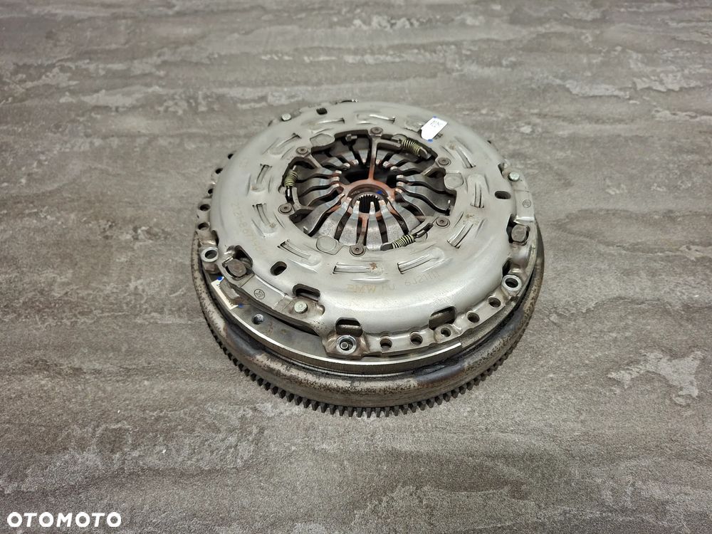BMW F45 F48 MINI F56 F60 Sprzęgło Koło dwumasowe 8600217 - 1