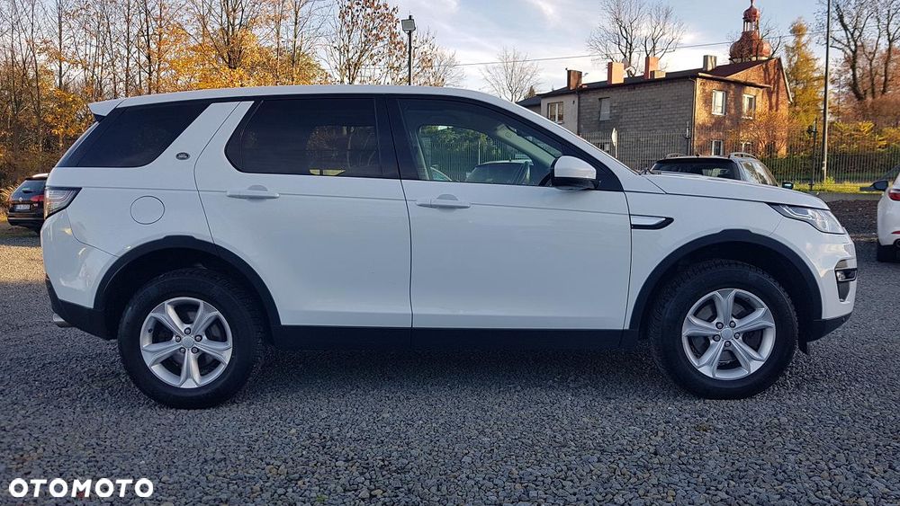 Land Rover Discovery Sport 2.0 TD4 HSE - 8