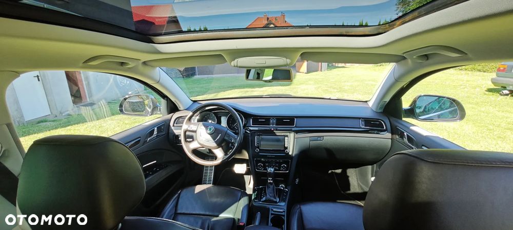 Skoda Superb Combi 2.0 TDI 4x4 DSG L&K - 6