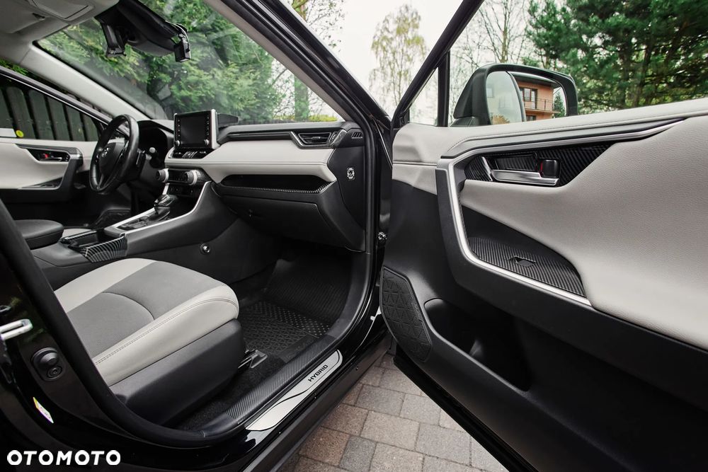 Toyota RAV4 2.5 Hybrid Executive 4x2 - 17