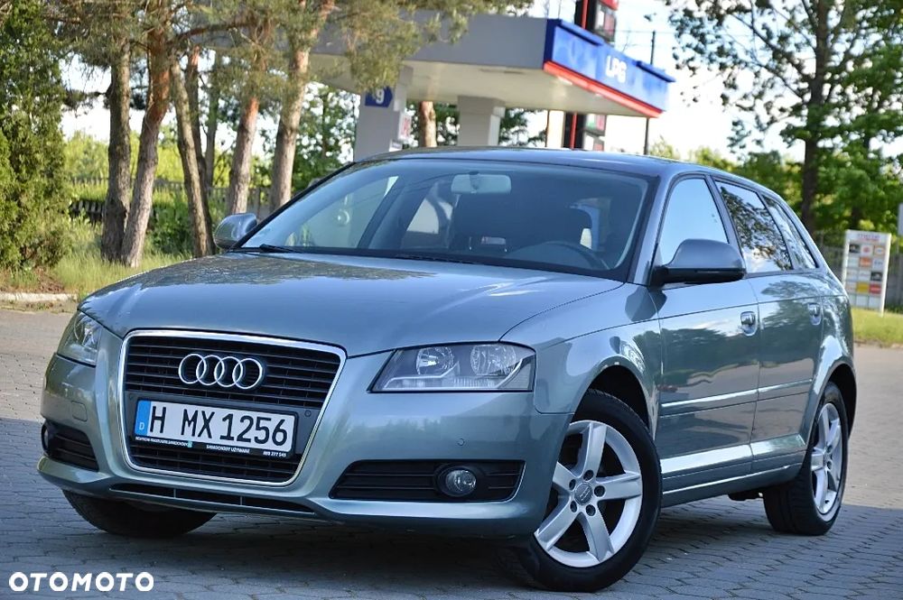 Audi A3 Sportback 1.6 Attraction - 3
