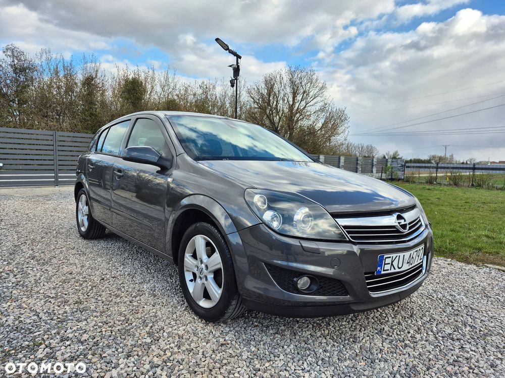 Opel Astra 1.4 Edition 111 Jahre - 15