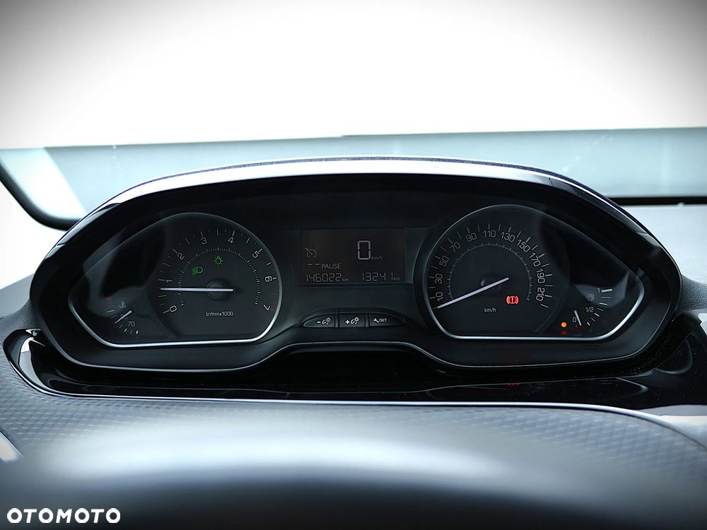 Peugeot 208 1.2 PureTech Active - 10