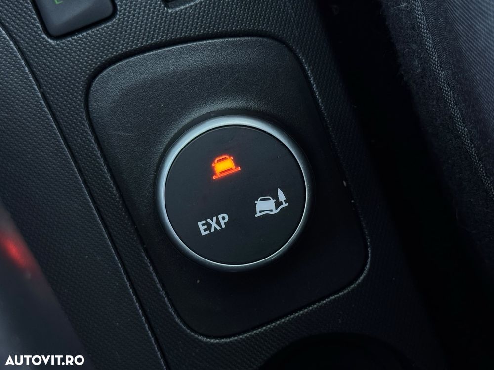 Renault Captur ENERGY dCi 90 EDC XMOD - 8
