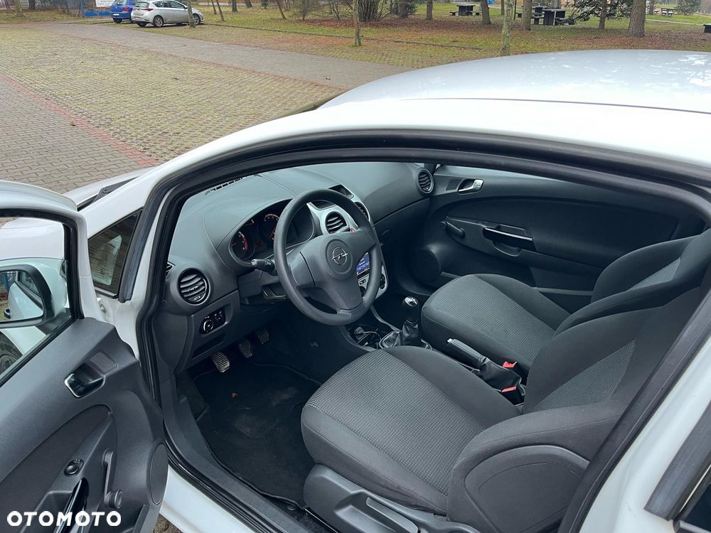 Opel Corsa - 10