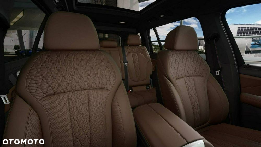 BMW X7 - 16