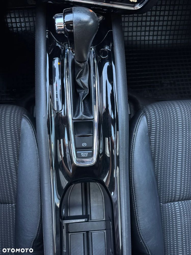 Honda HR-V 1.5 Executive (ADAS / Connect+) CVT - 16