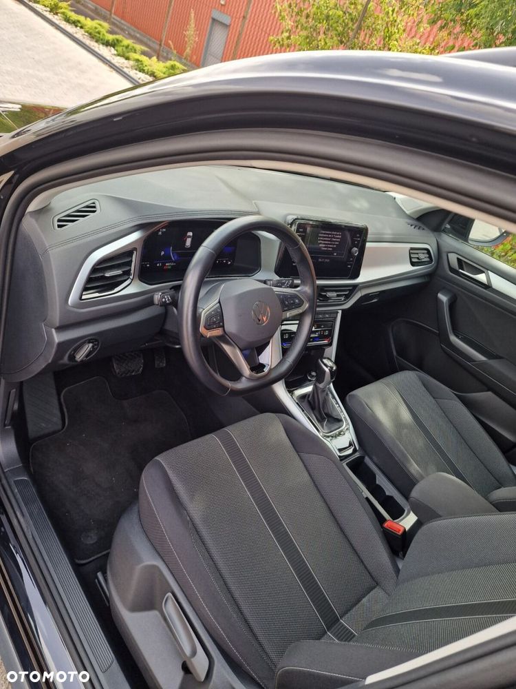 Volkswagen T-Roc - 13