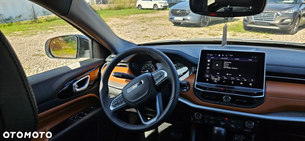 Jeep Compass - 23