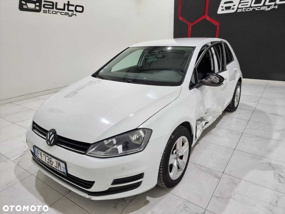 Volkswagen Golf - 11