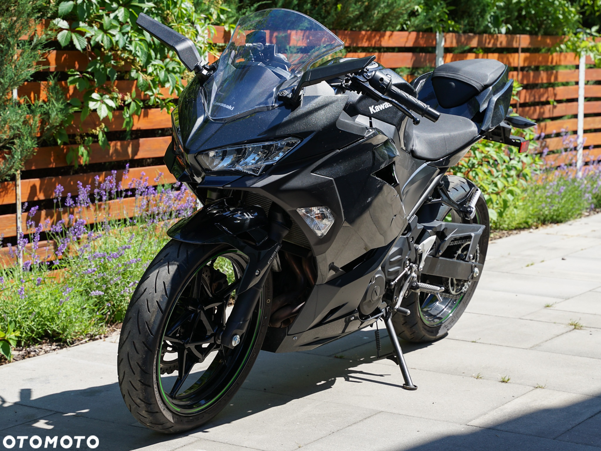 Kawasaki Ninja 400 - 6