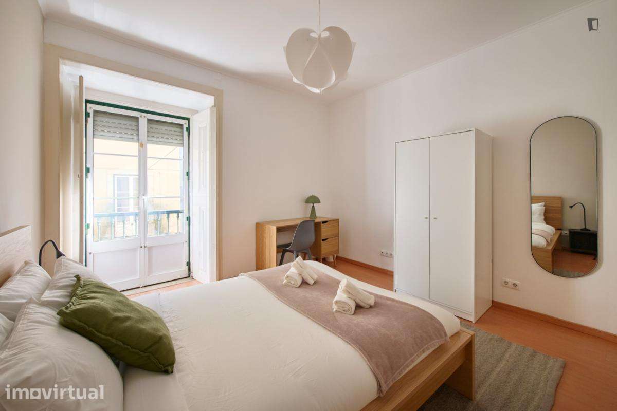 Quarto - localizado em São Bento Lisbon - Grande imagem: 2/40