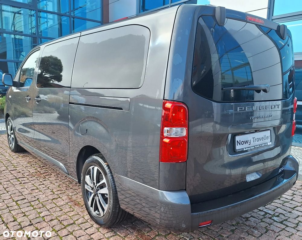 Peugeot Traveller - 26