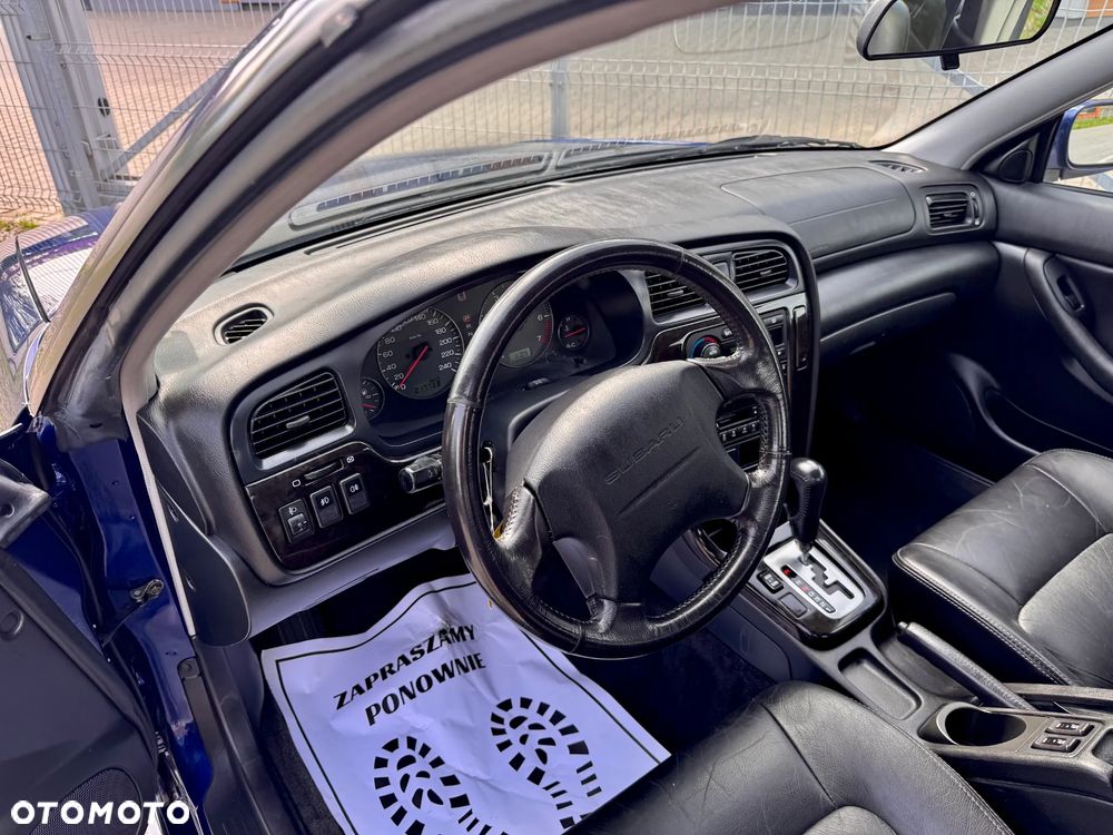 Subaru Legacy - 23