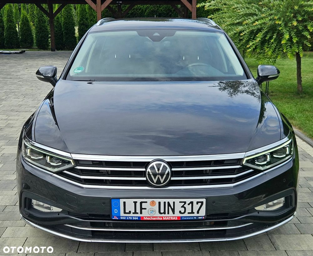 Volkswagen Passat - 10