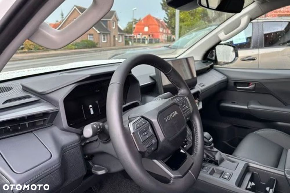 Toyota Hilux - 9