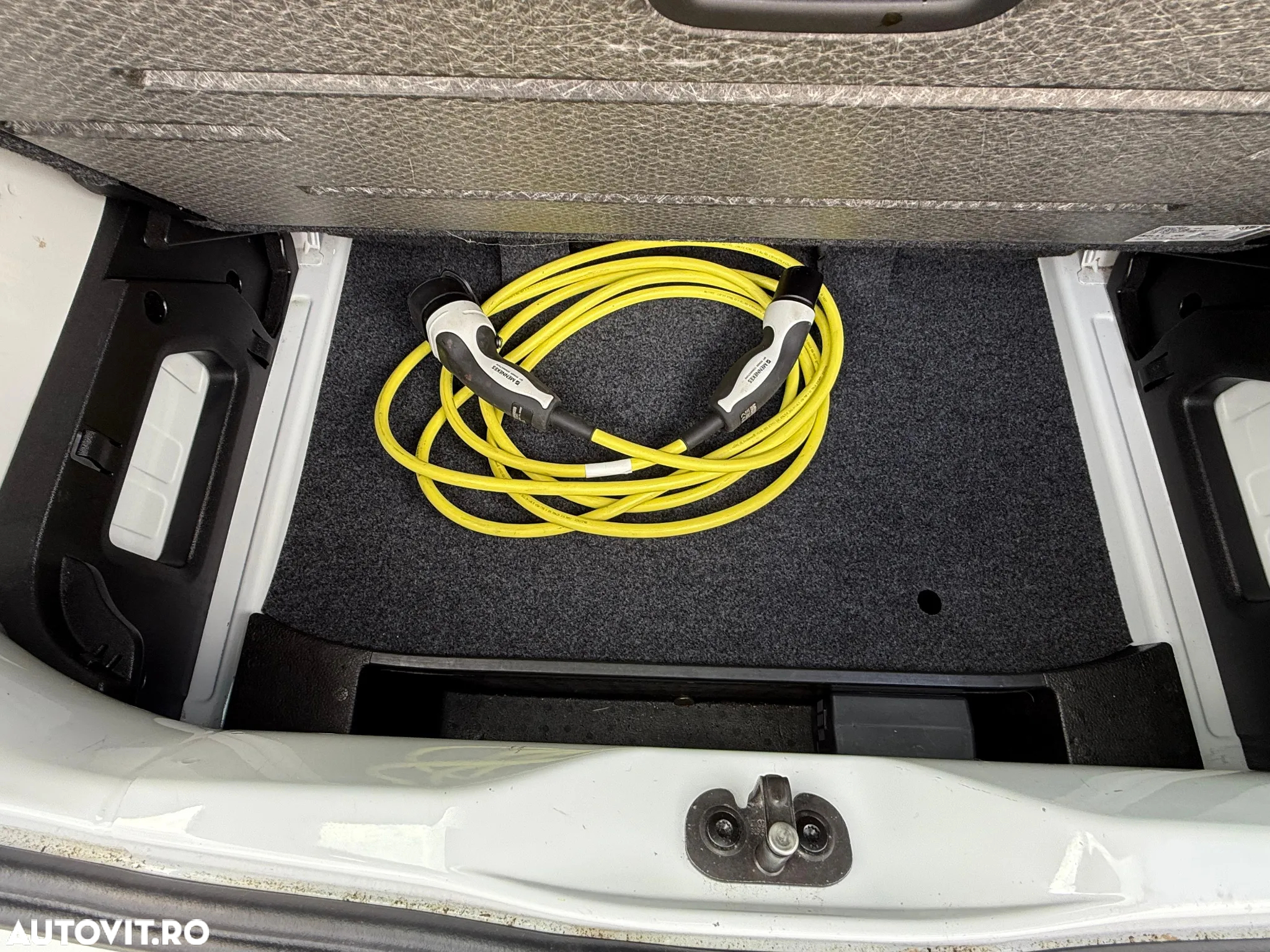 Volkswagen up! e-up! 32.3 kWh - 14