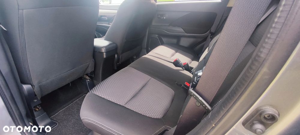 Mitsubishi Outlander 2.0 2WD Edition - 14