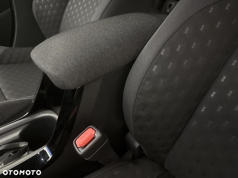 Toyota Corolla 1.8 Hybrid Comfort - 17