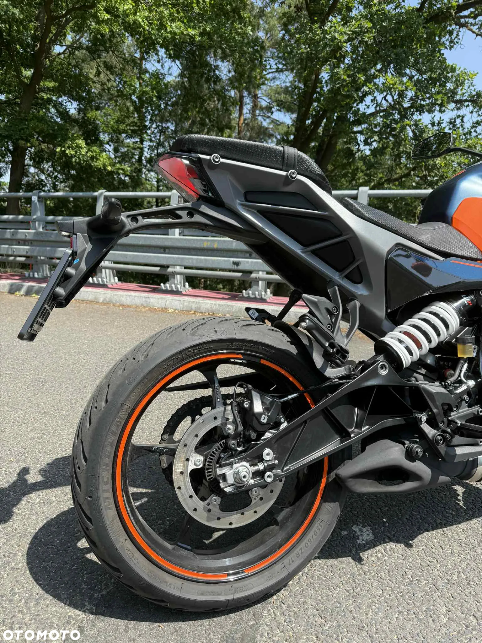 KTM Duke - 10