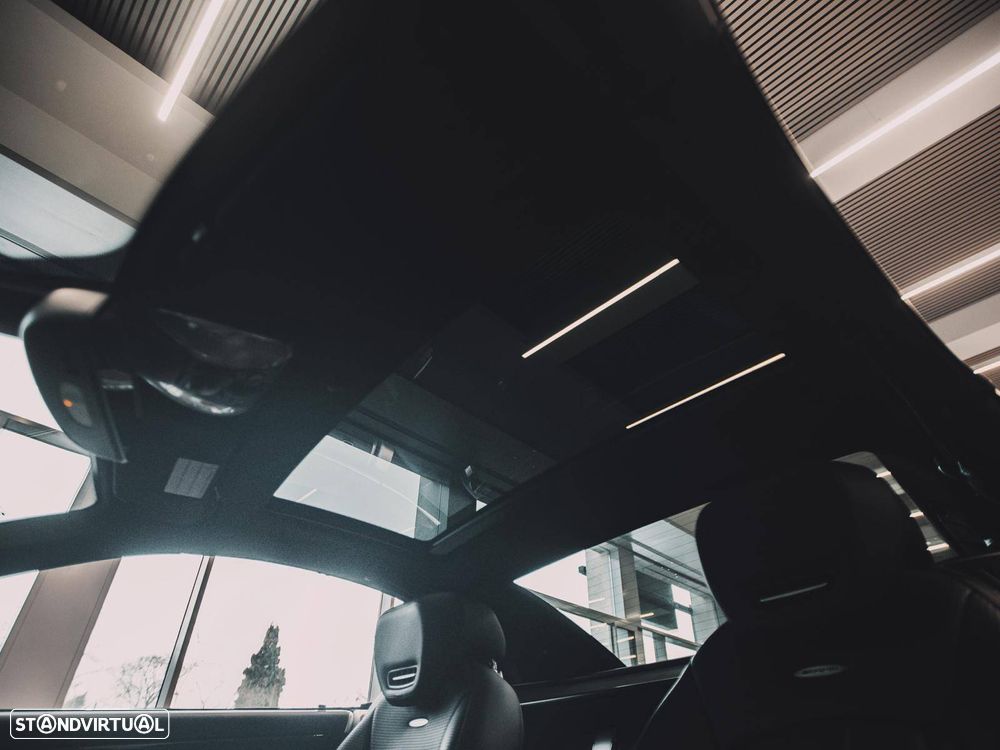 Mercedes-Benz SL 63 AMG Standard - 17